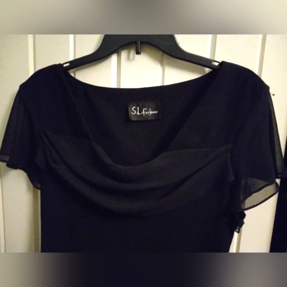 SALE! Elegant black dress with draped neckline & trumpet skirt - Picture 1 of 9